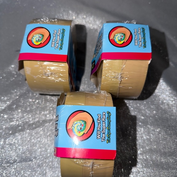 (3) Crazy Fun Rainbow Mystery Squishy Bun Dumpling - Tie Dye Series - Picture 2 of 4